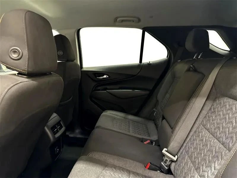 2022 Chevrolet Equinox - Image 10 of 12