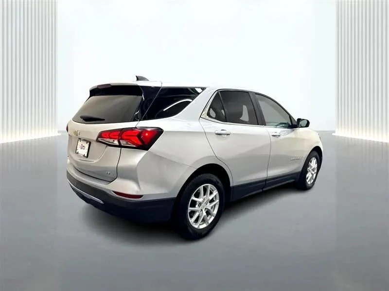 2022 Chevrolet Equinox - Image 5 of 12