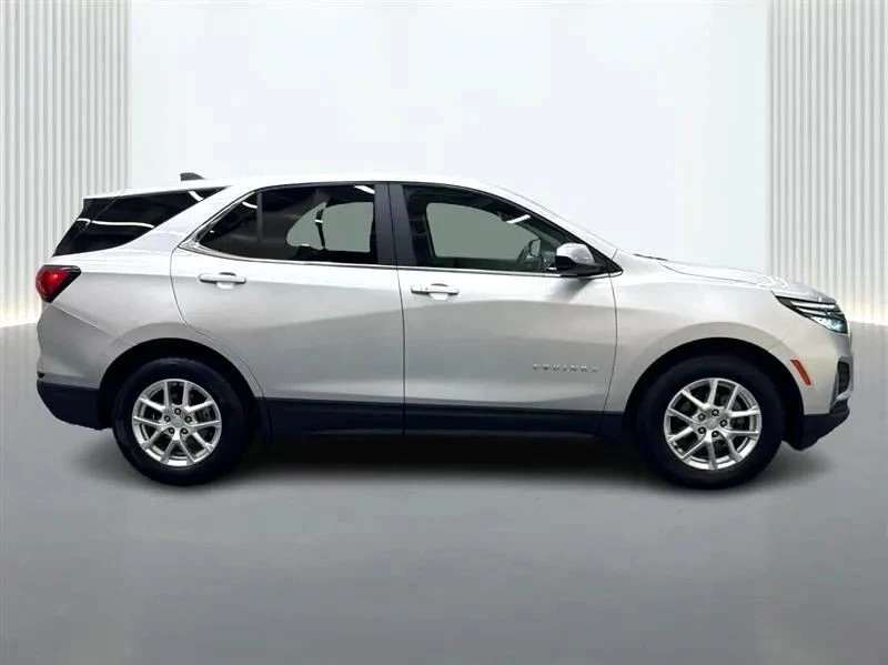 2022 Chevrolet Equinox - Image 6 of 12
