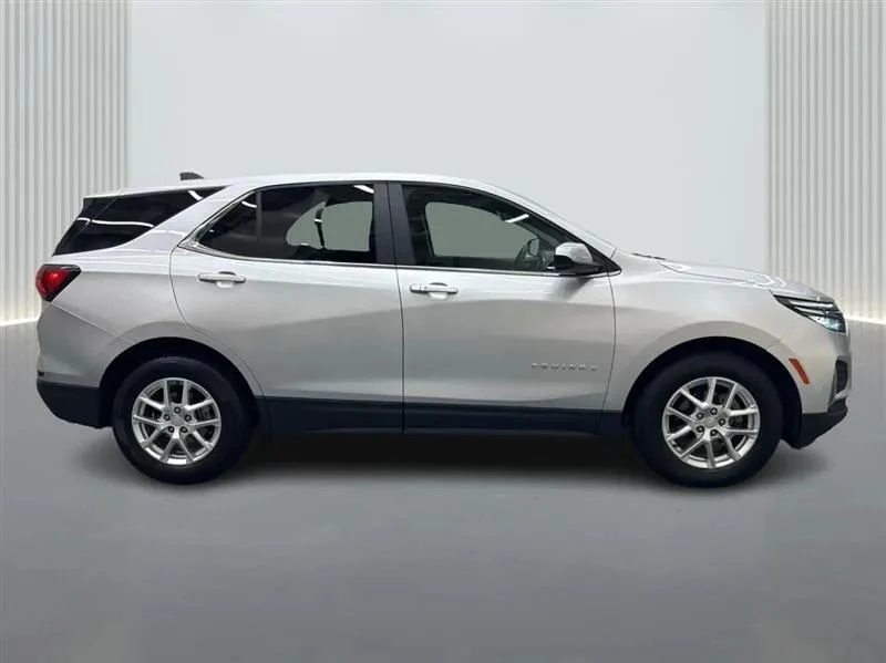2022 Chevrolet Equinox - Image 6 of 12