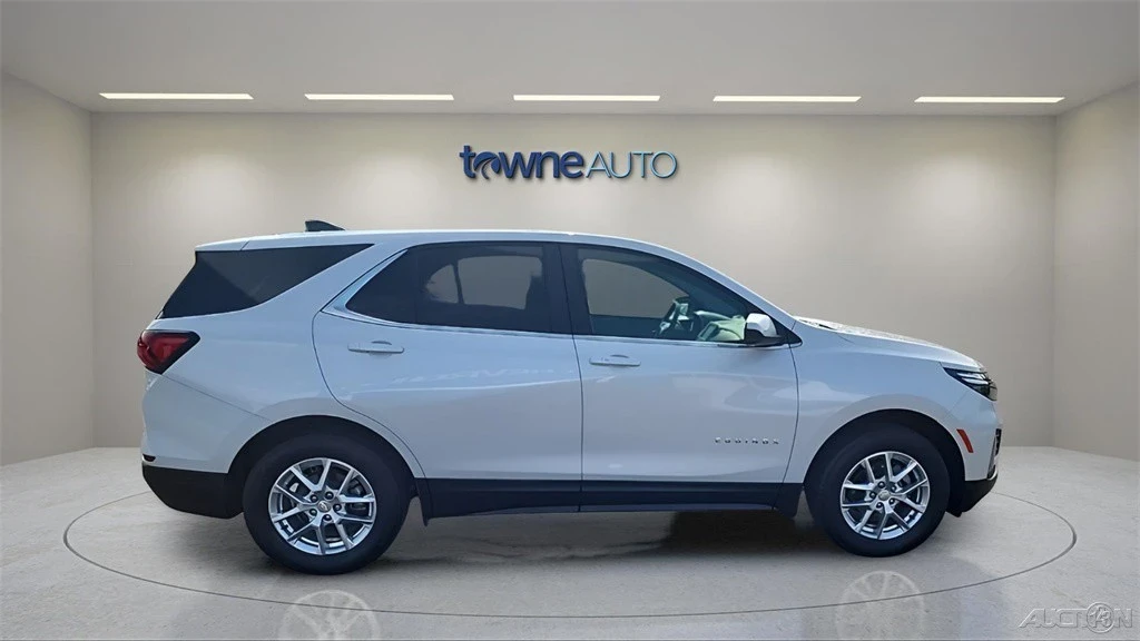 2022 Chevrolet Equinox - Image 6 of 12