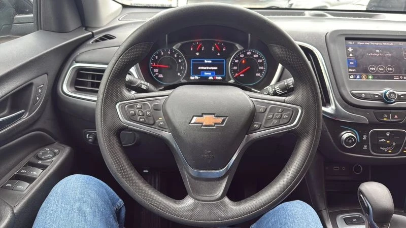 2022 Chevrolet Equinox - Image 10 of 12