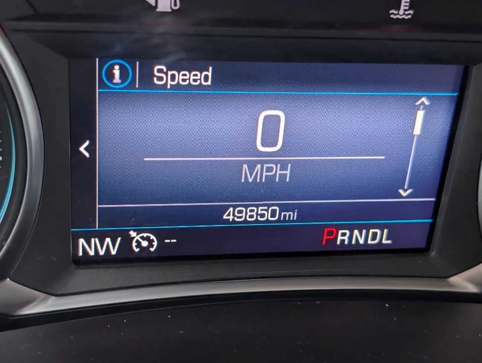 2022 Chevrolet Equinox - Image 16 of 21