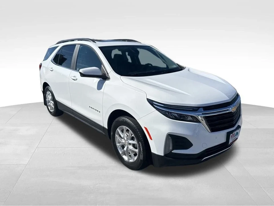 2022 Chevrolet Equinox - Image 8 of 12