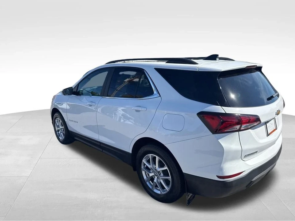 2022 Chevrolet Equinox - Image 3 of 12