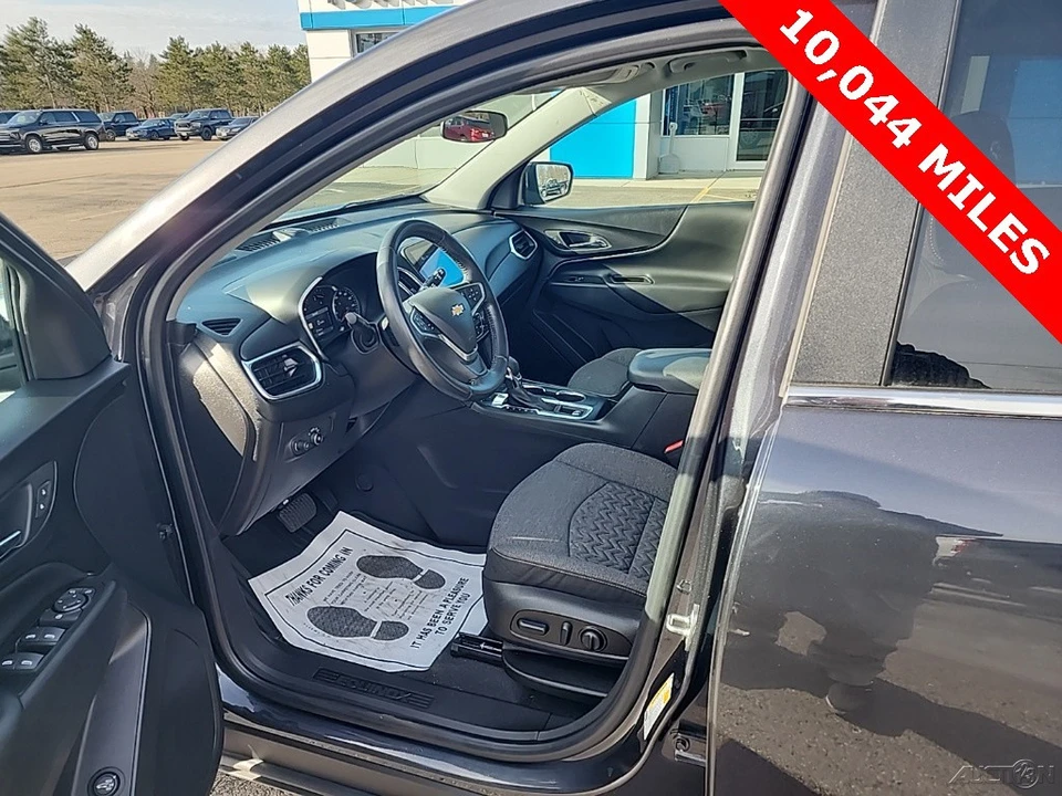 2022 Chevrolet Equinox - Image 9 of 12