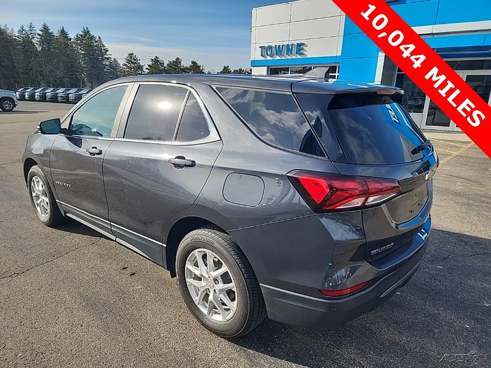 2022 Chevrolet Equinox - Image 5 of 12