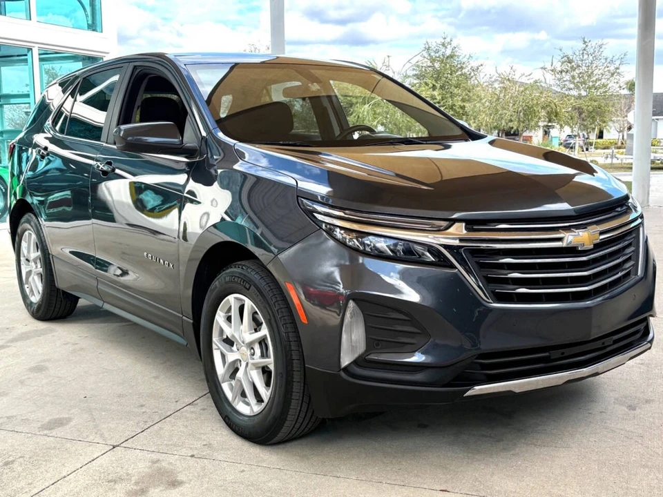 2022 Chevrolet Equinox - Image 4 of 21