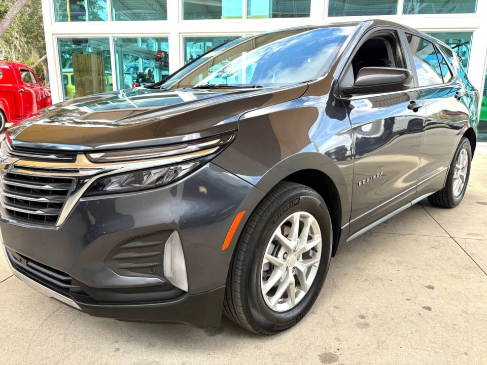 2022 Chevrolet Equinox - Image 11 of 12