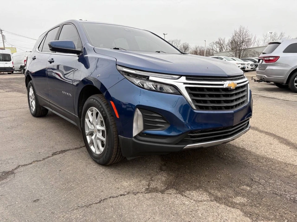 2022 Chevrolet Equinox - Image 3 of 12