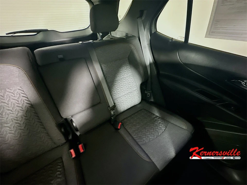 2022 Chevrolet Equinox - Image 14 of 21