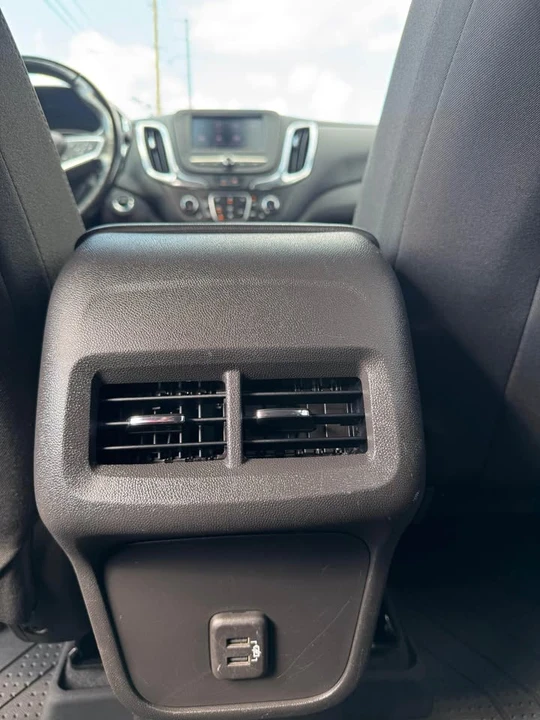 2022 Chevrolet Equinox - Image 6 of 16