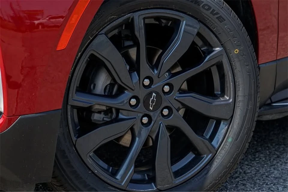2022 Chevrolet Equinox - Image 6 of 15