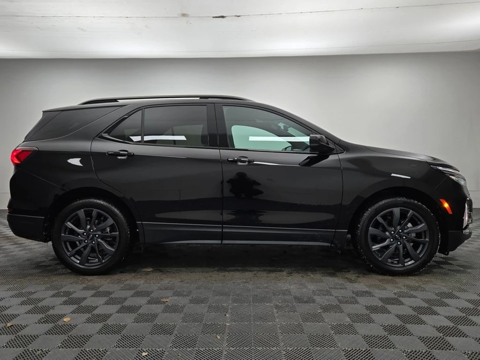 2022 Chevrolet Equinox - Image 9 of 12