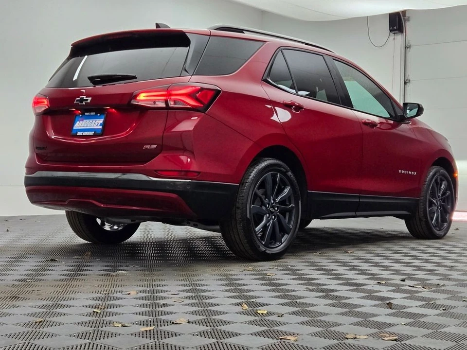 2022 Chevrolet Equinox - Image 9 of 12