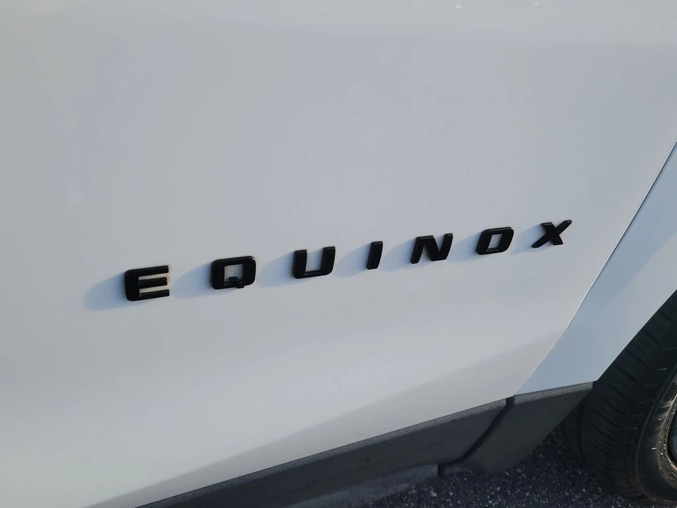 2022 Chevrolet Equinox - Image 6 of 12