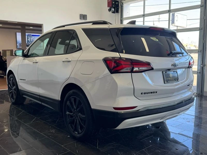 2022 Chevrolet Equinox - Image 4 of 12