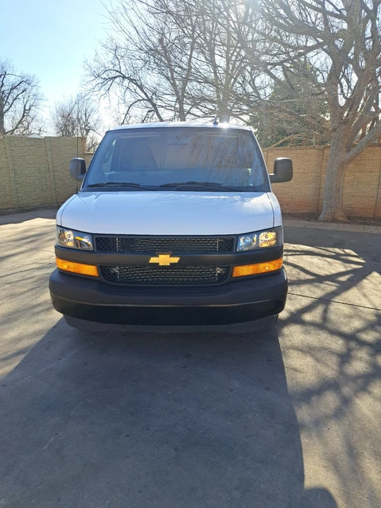 2022 Chevrolet Express - Image 6 of 19