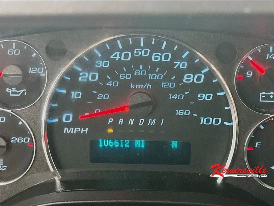 2022 Chevrolet Express - Image 15 of 24