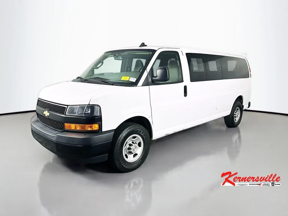 2022 Chevrolet Express - Image 3 of 24
