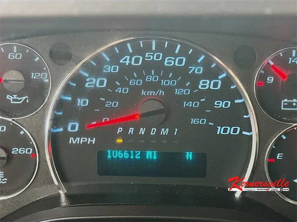 2022 Chevrolet Express - Image 15 of 21