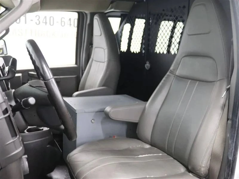 2022 Chevrolet Express - Image 12 of 12