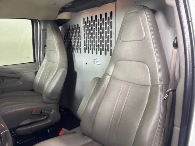 2022 Chevrolet Express - Image 8 of 15