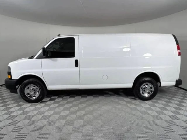 2022 Chevrolet Express - Image 3 of 15