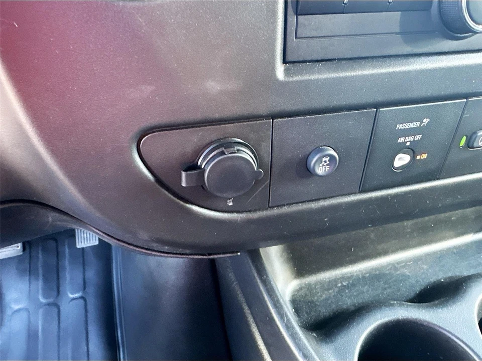2022 Chevrolet Express - Image 12 of 21
