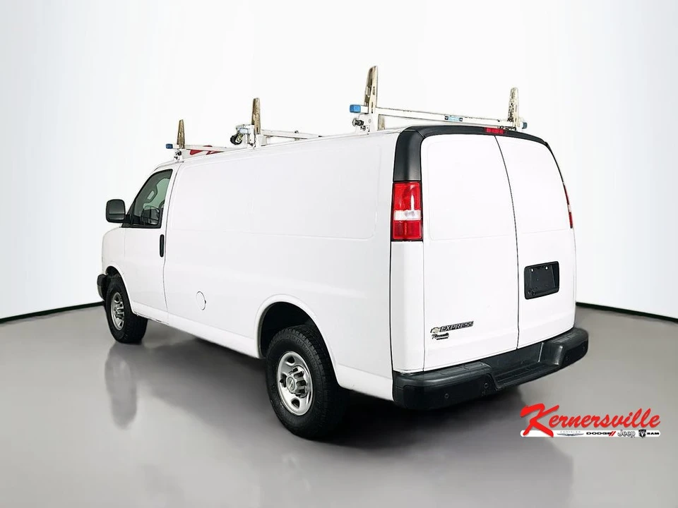 2022 Chevrolet Express - Image 5 of 21