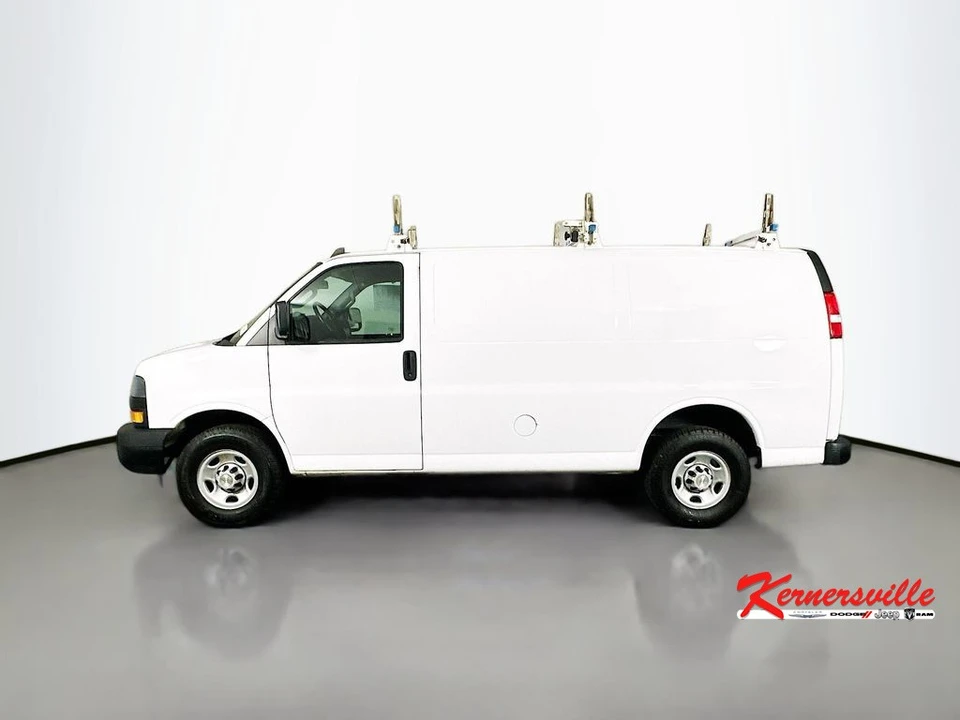 2022 Chevrolet Express - Image 4 of 21