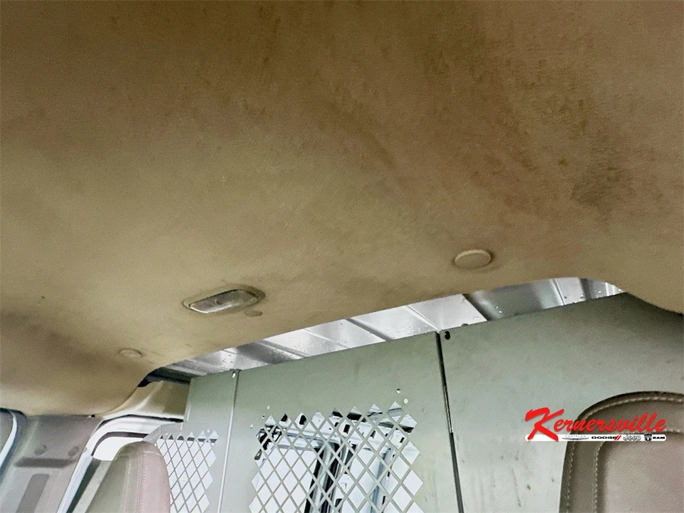 2022 Chevrolet Express - Image 21 of 21