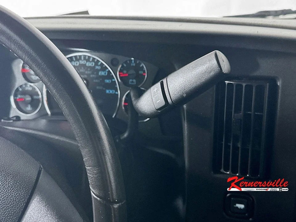 2022 Chevrolet Express - Image 16 of 21