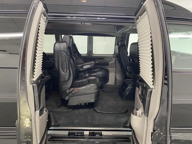 2022 Chevrolet Express - Image 12 of 12