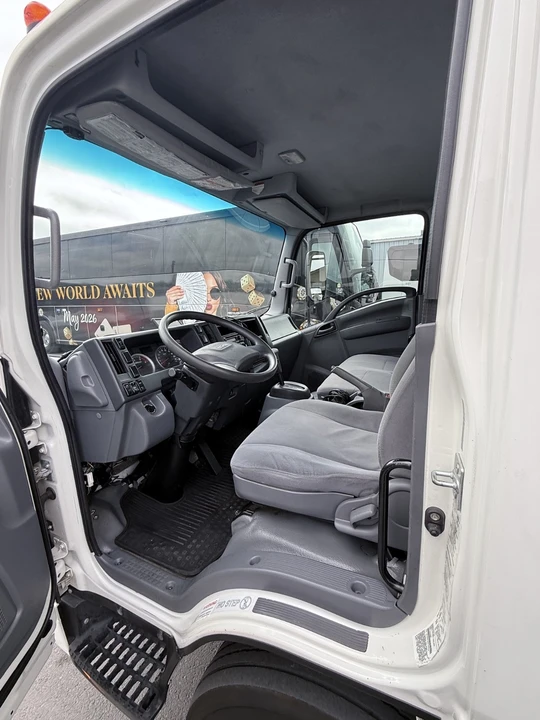 2022 Chevrolet - Image 9 of 16