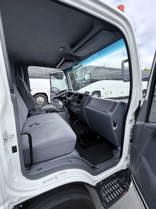 2022 Chevrolet - Image 10 of 16