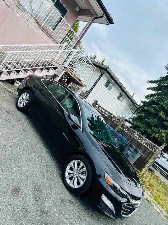2022 Chevrolet Malibu - Image 2 of 5