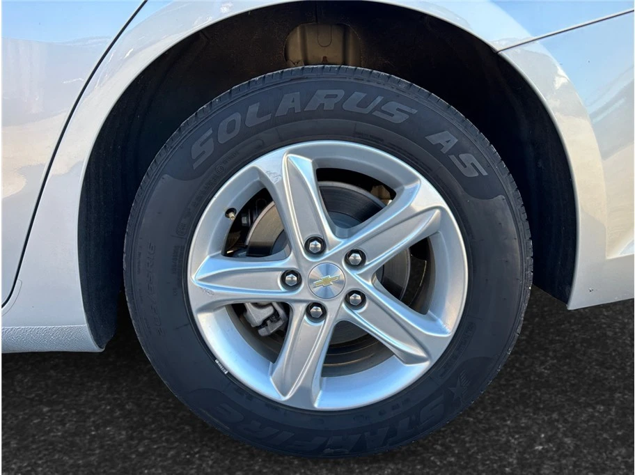 2022 Chevrolet Malibu - Image 12 of 21