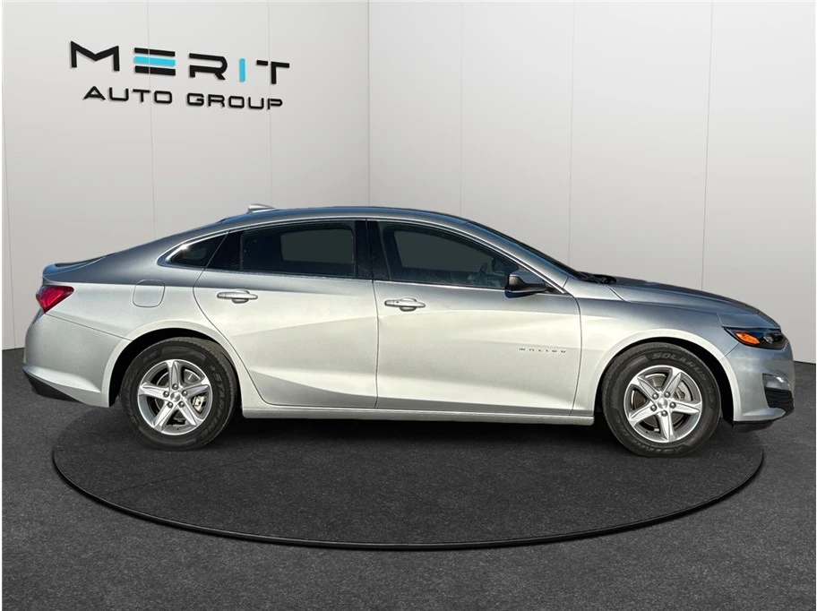 2022 Chevrolet Malibu - Image 9 of 21