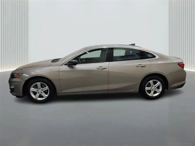 2022 Chevrolet Malibu - Image 2 of 12