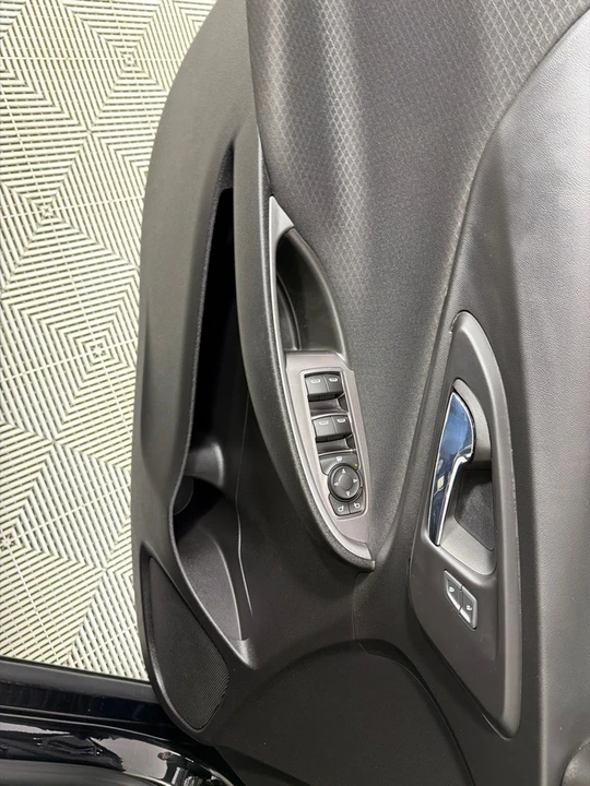 2022 Chevrolet Malibu - Image 11 of 12