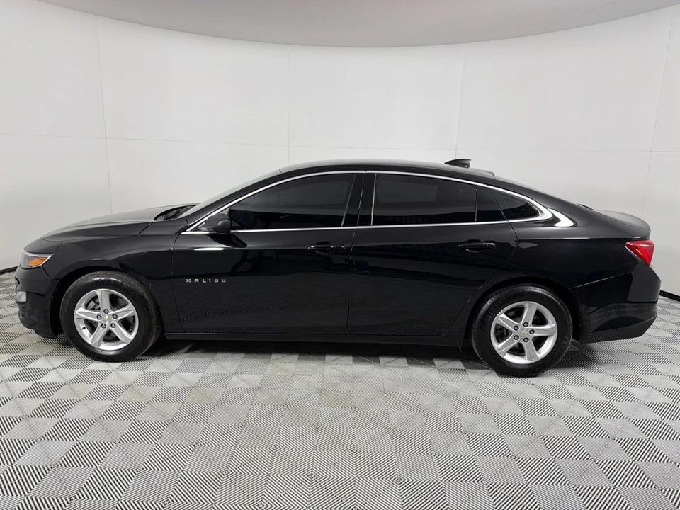 2022 Chevrolet Malibu - Image 8 of 12
