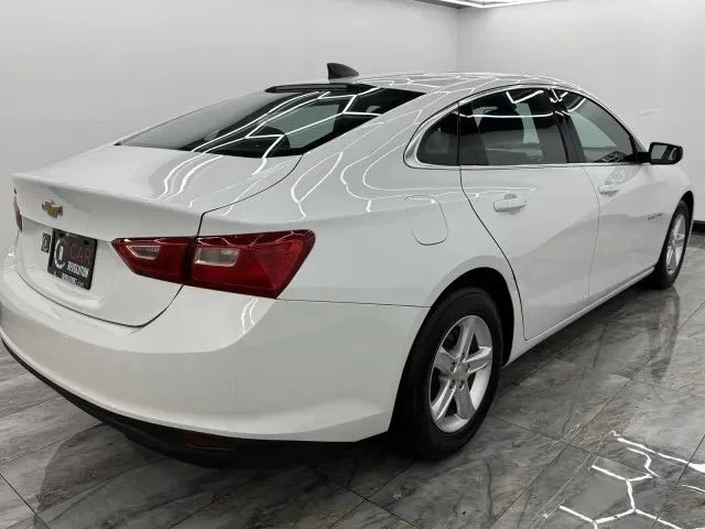 2022 Chevrolet Malibu - Image 8 of 12