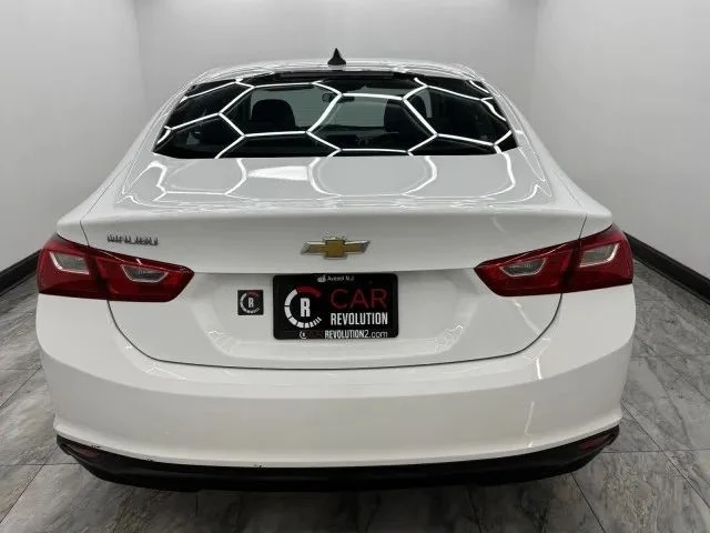 2022 Chevrolet Malibu - Image 5 of 12