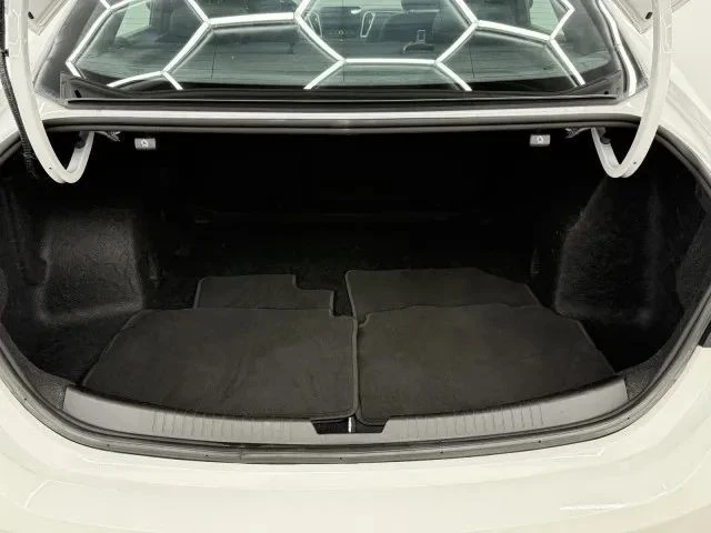 2022 Chevrolet Malibu - Image 7 of 12