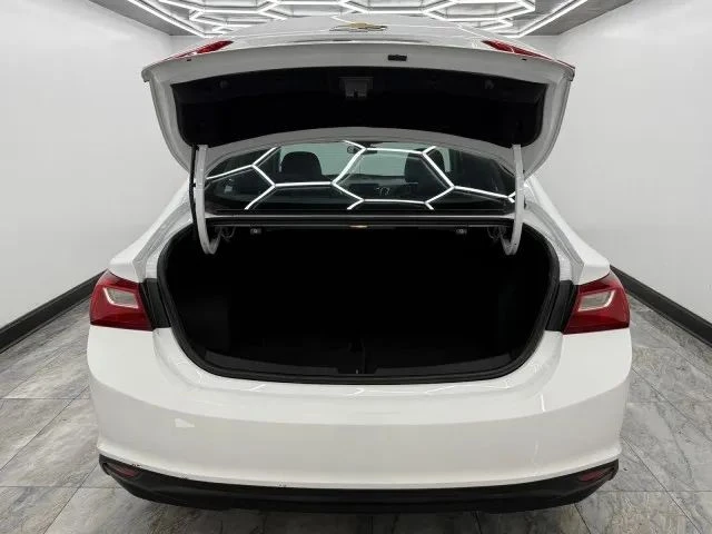 2022 Chevrolet Malibu - Image 6 of 12