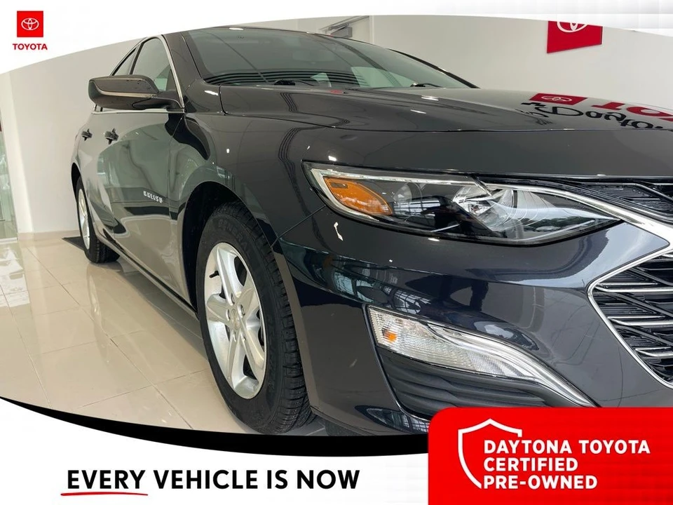 2022 Chevrolet Malibu - Image 2 of 12