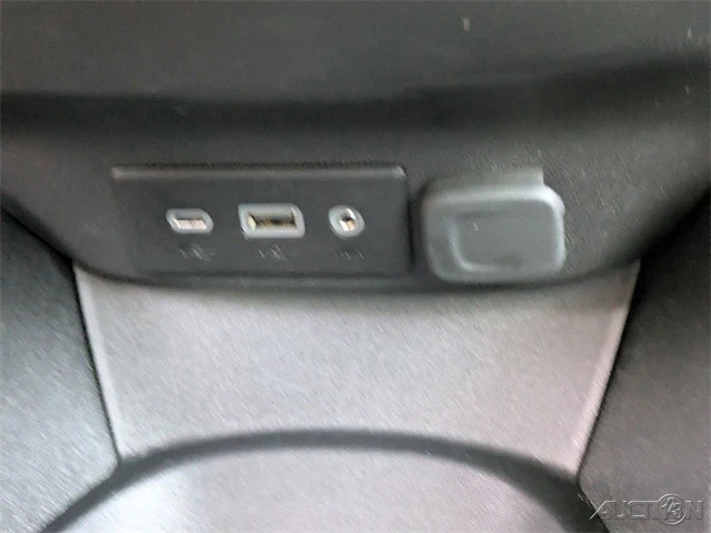 2022 Chevrolet Malibu - Image 20 of 21