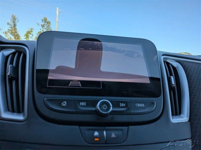 2022 Chevrolet Malibu - Image 19 of 21
