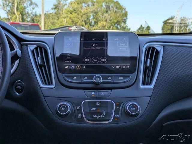 2022 Chevrolet Malibu - Image 17 of 21